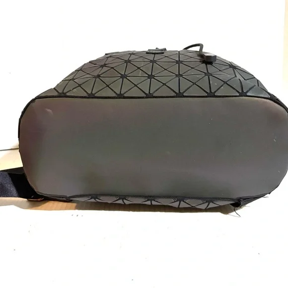 Handmade Geometric Pattern Backpack - Picture 3 of 7